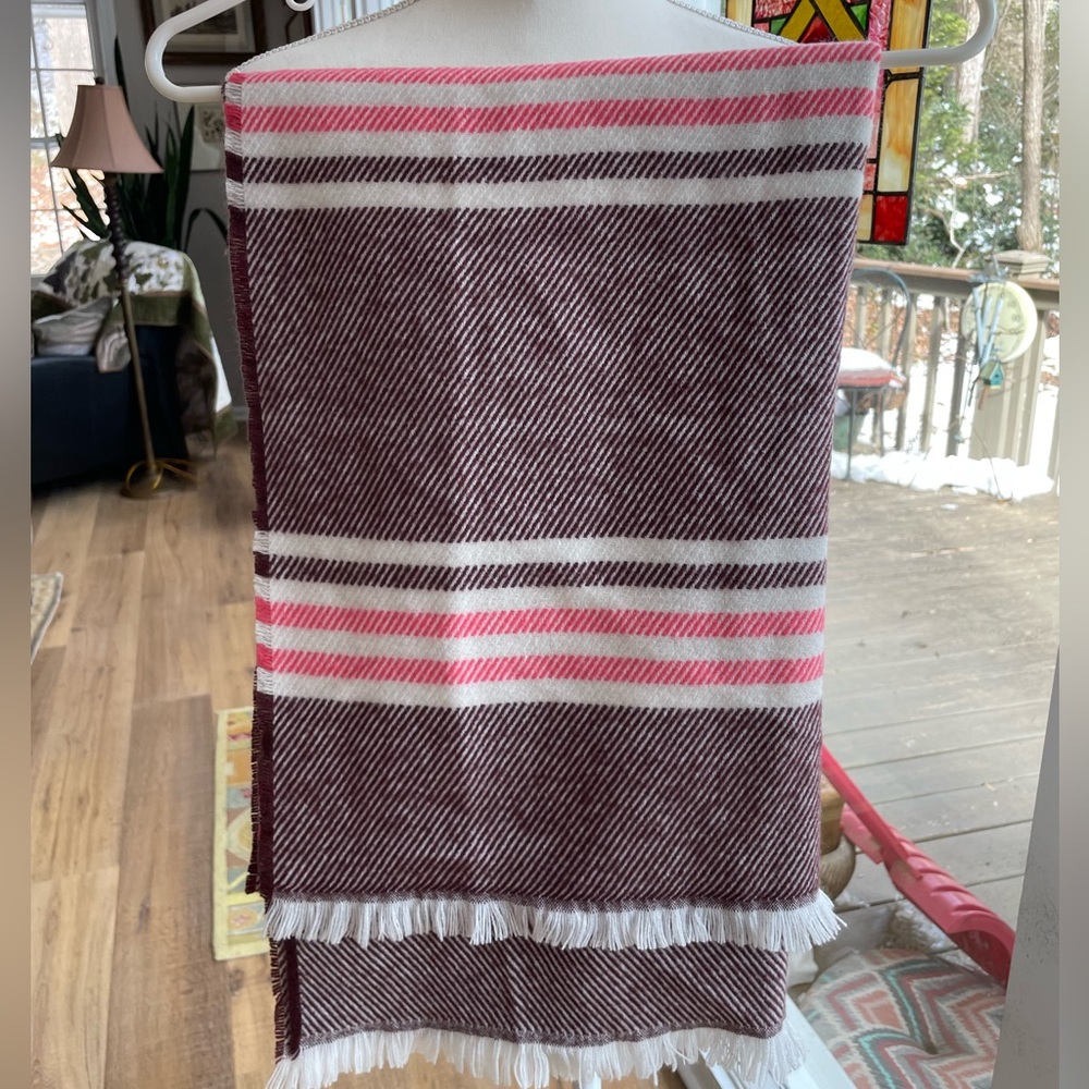 NWT Gap Scarf Brown/Maroon Pink Knit‎ Fringe Woven